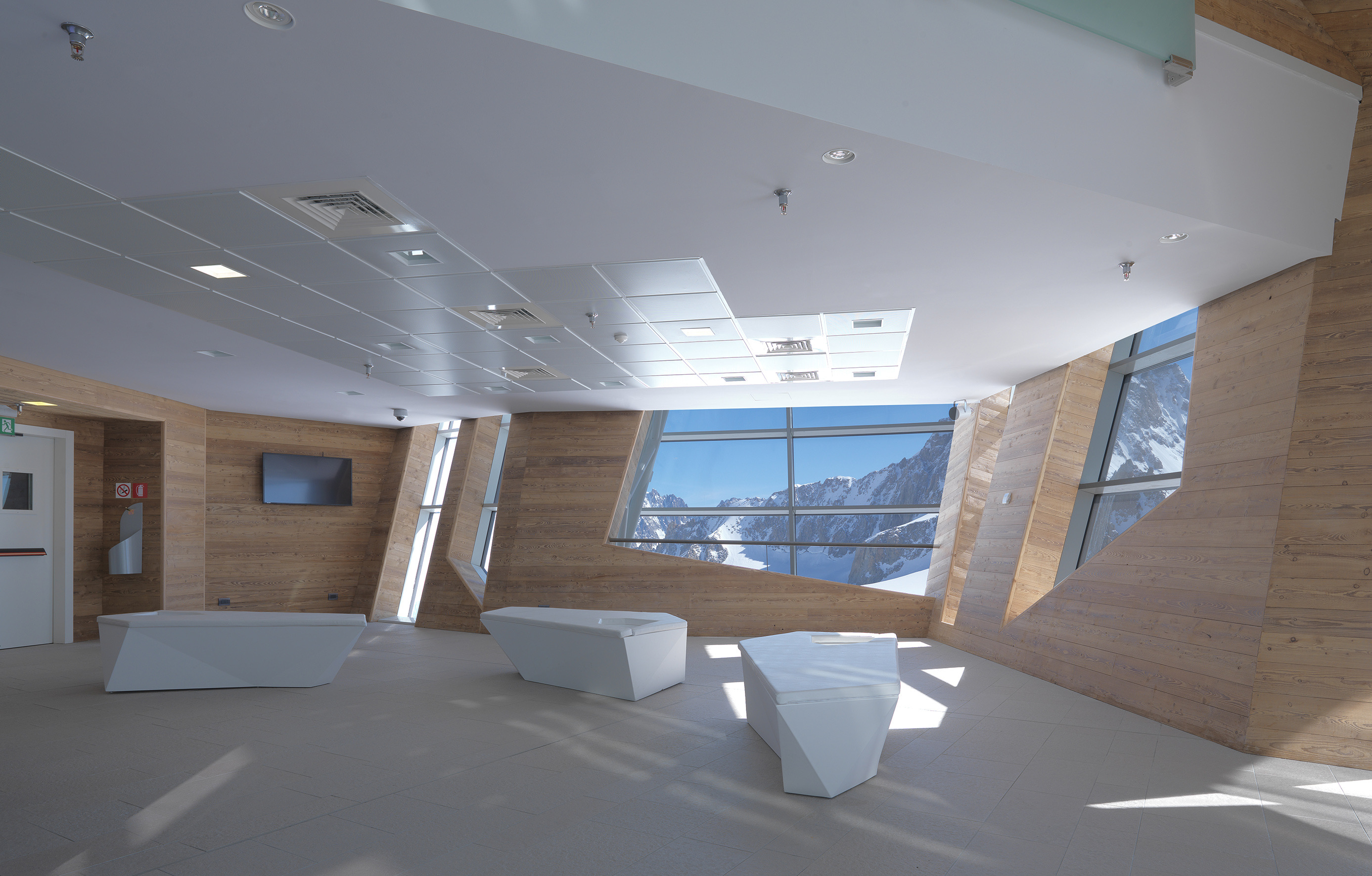 斯凯威蒙特比安科-27