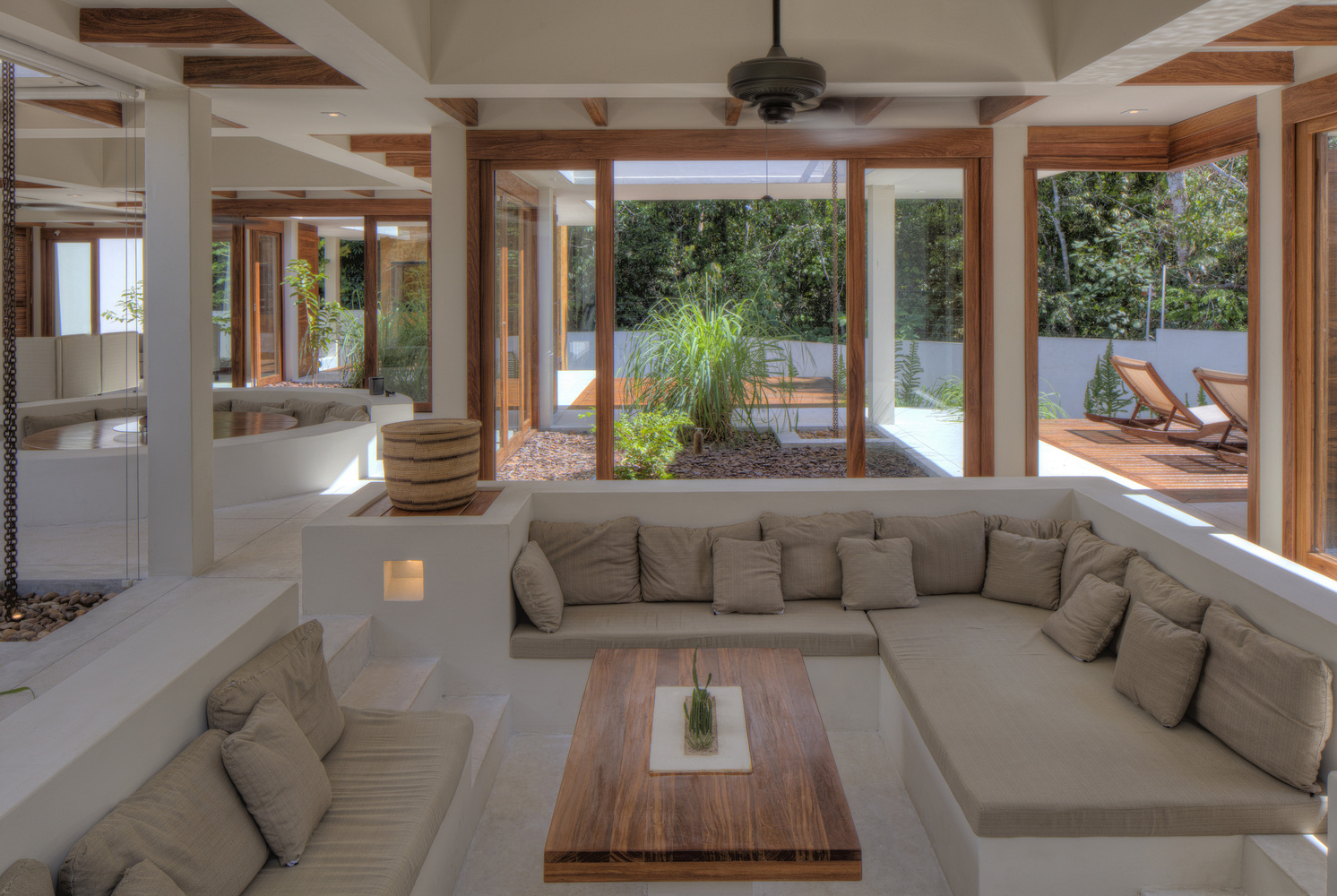 亚马逊绿意中的"Manaus House"-47