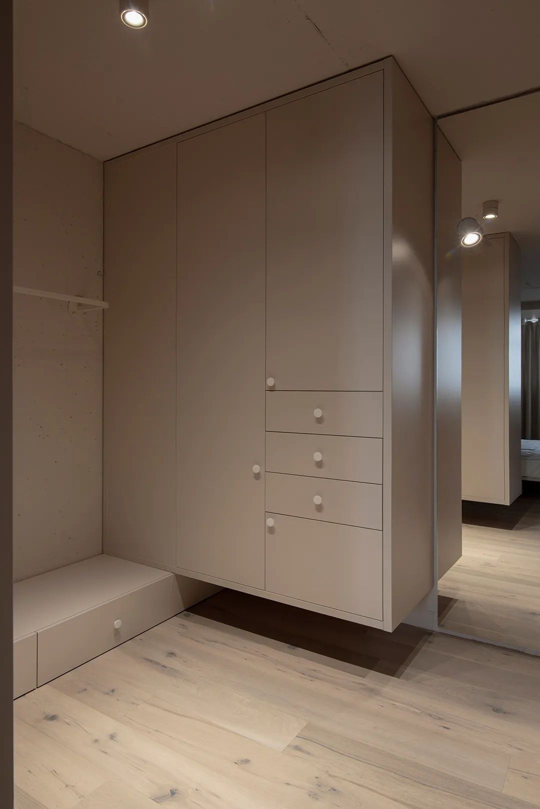 裸墙温润，陶砖创意——313 Block`s 公寓设计-46