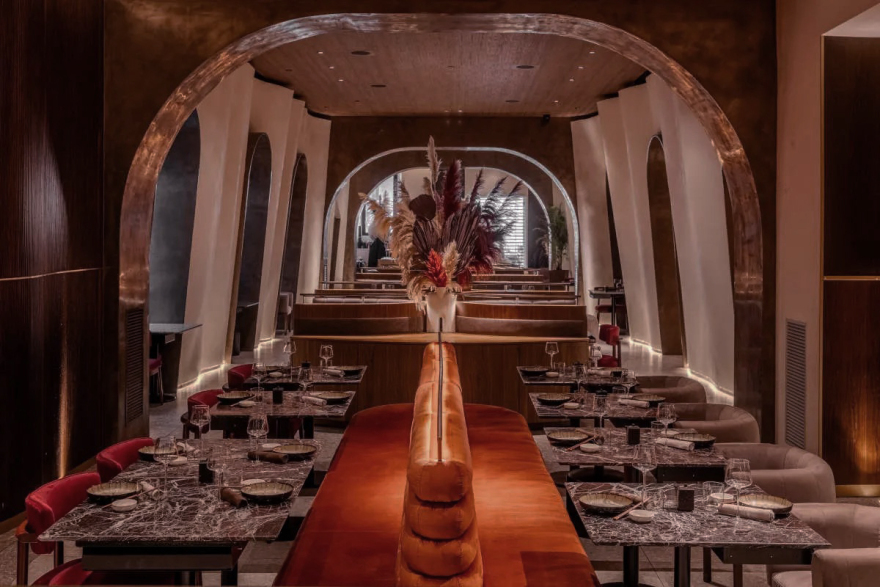 米兰多莫寿司店丨室内设计师Ashley Gadeova,Naos建筑公司-9