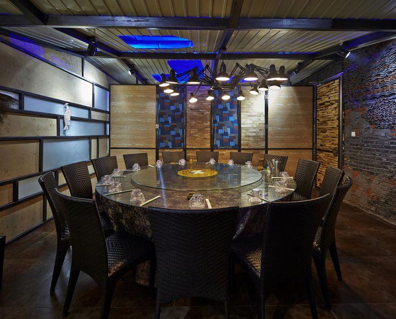 小渔莊海鲜舜耕路 | 倪泽团队打造600㎡自然怀旧空间-14