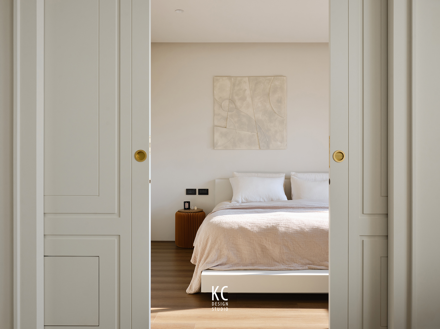 一人二猫的简约舒适生活空间丨KC design studio-13