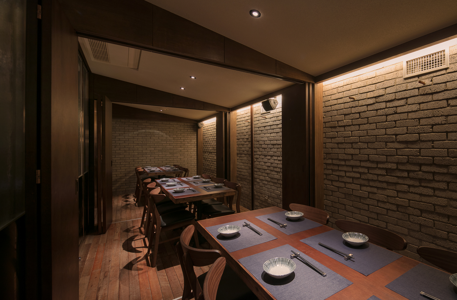 古老与现代共融的 Gwanghwamunhaemul 餐厅设计-61