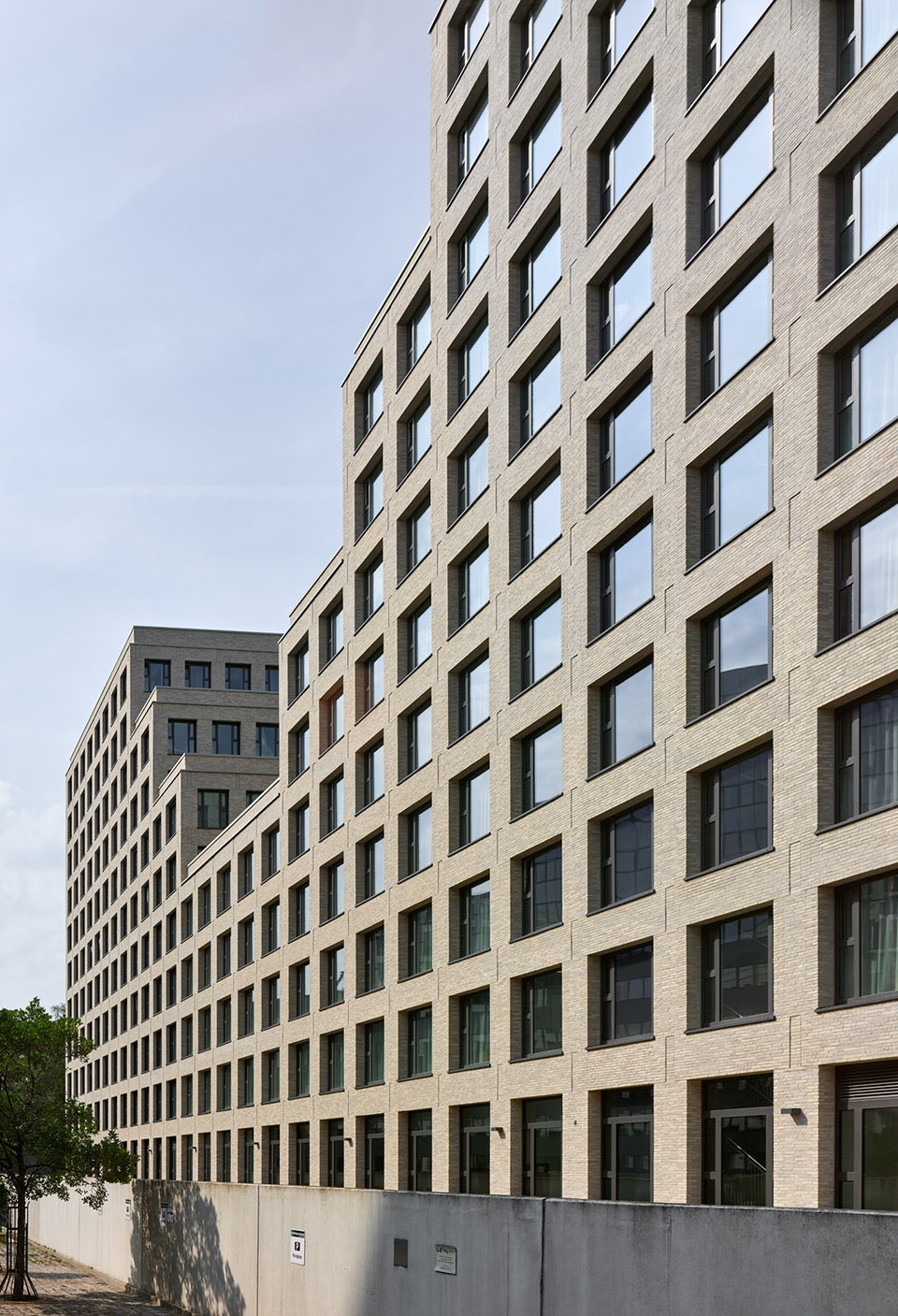 柏林姐妹楼丨德国柏林丨Max Dudler-24