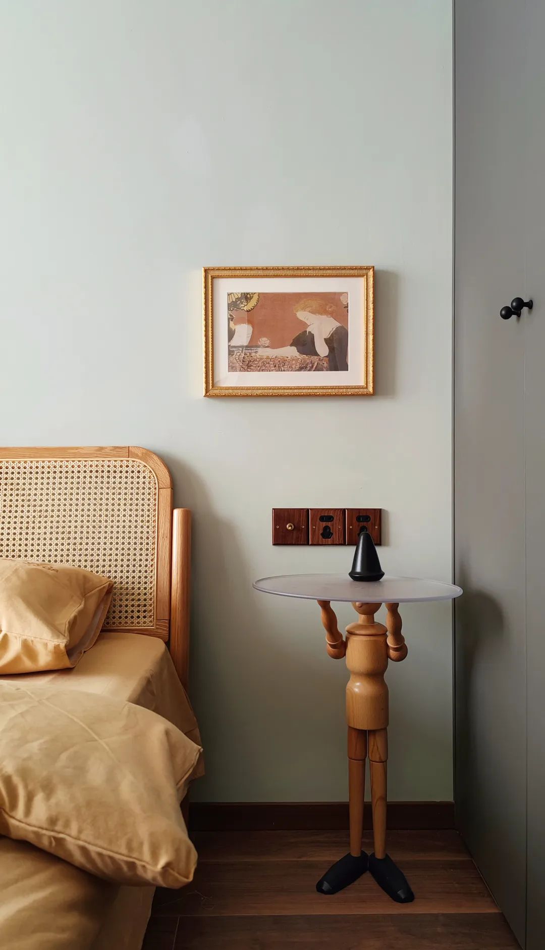 90 后情侣的温馨绿意之家丨PINK 瓶子设计-51