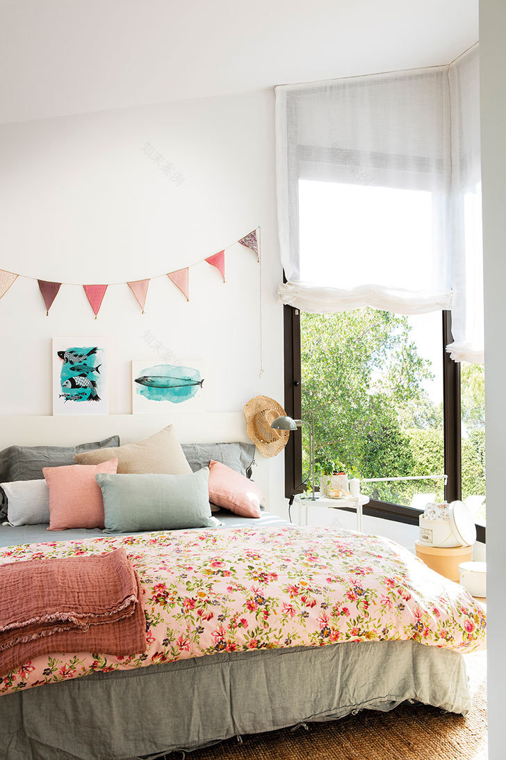 西班牙暖色调之家-11