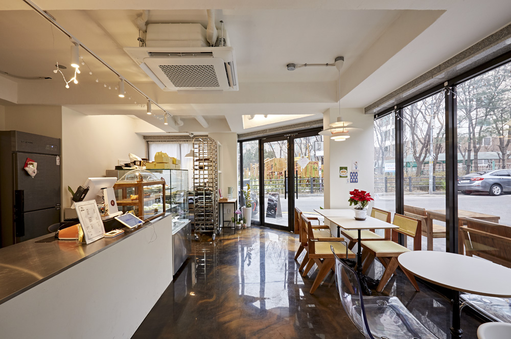 13 坪甜蜜空间，白色木质调展现温馨艺术气息-9