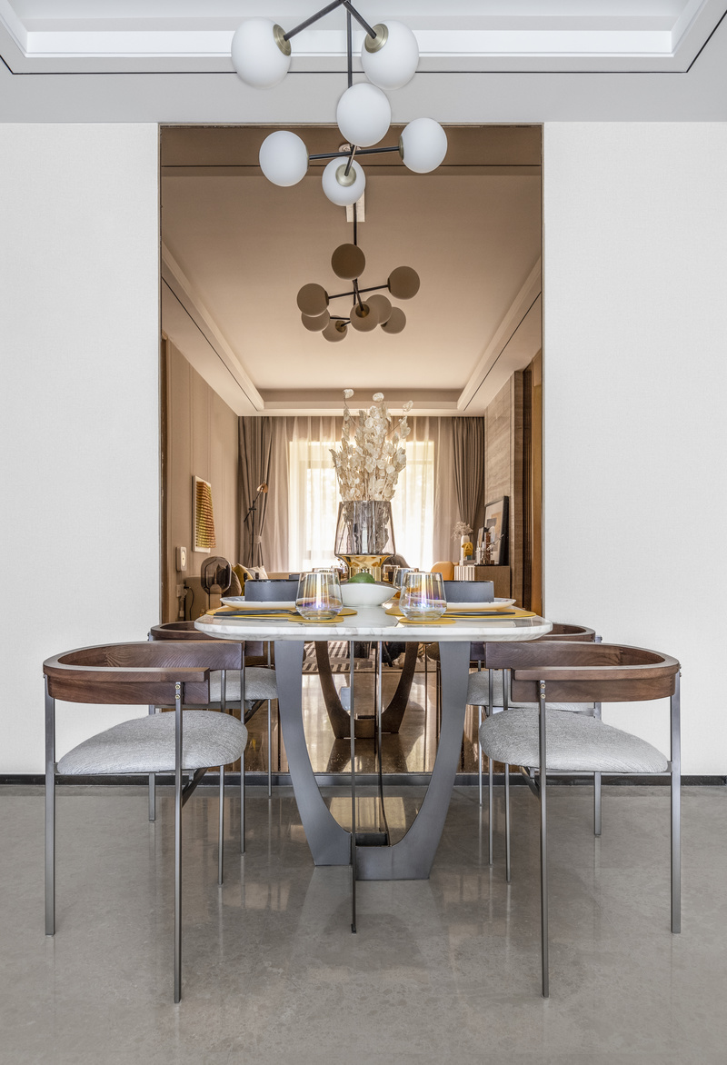 融信郑州奥体世纪89户型样板间——“暮光琥珀”般的家-9