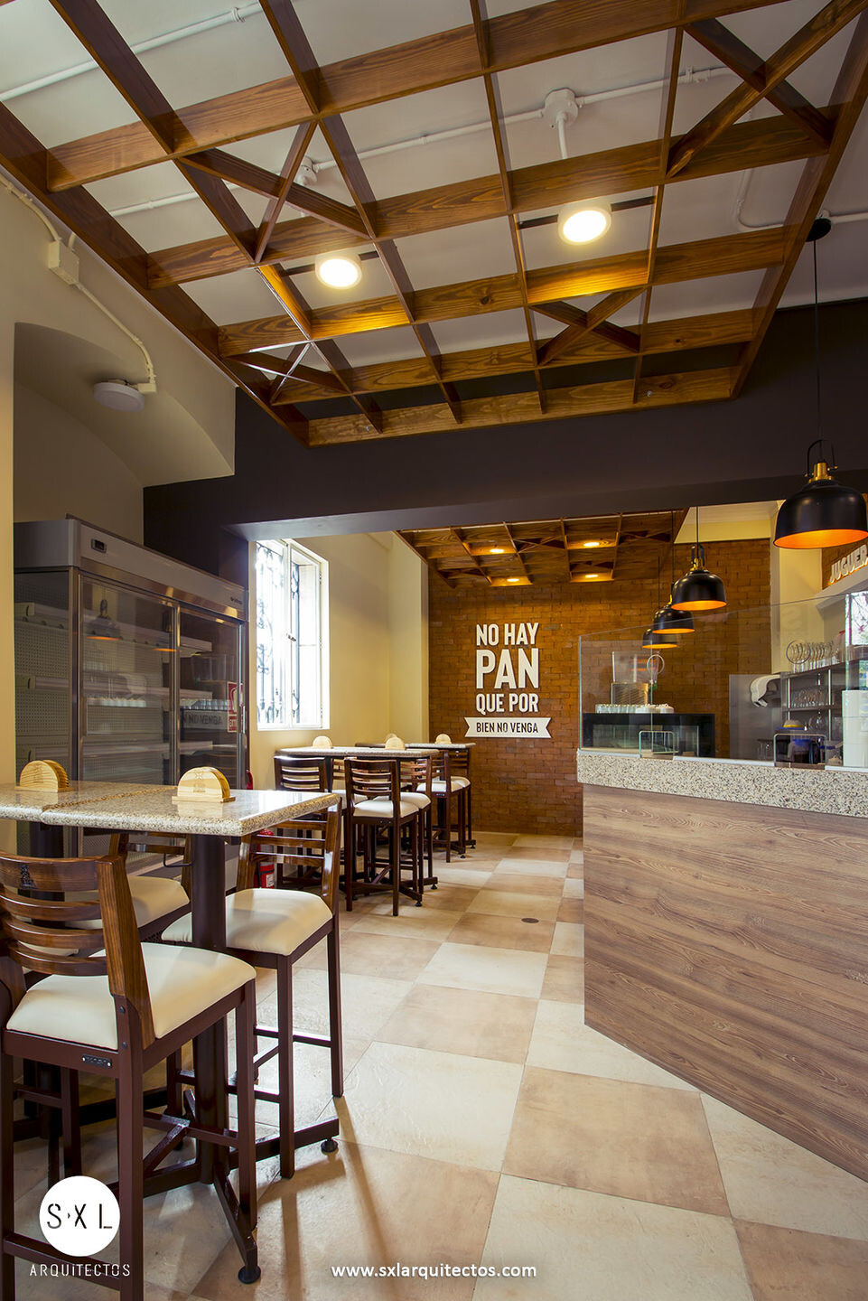 融合传统与创新的 Gran Molino Colón 咖啡馆-10