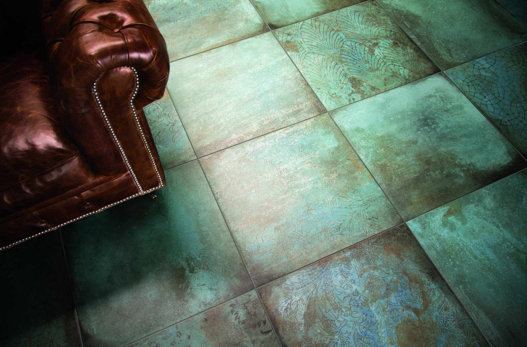 金属效果瓷砖打造现代城市空间-10