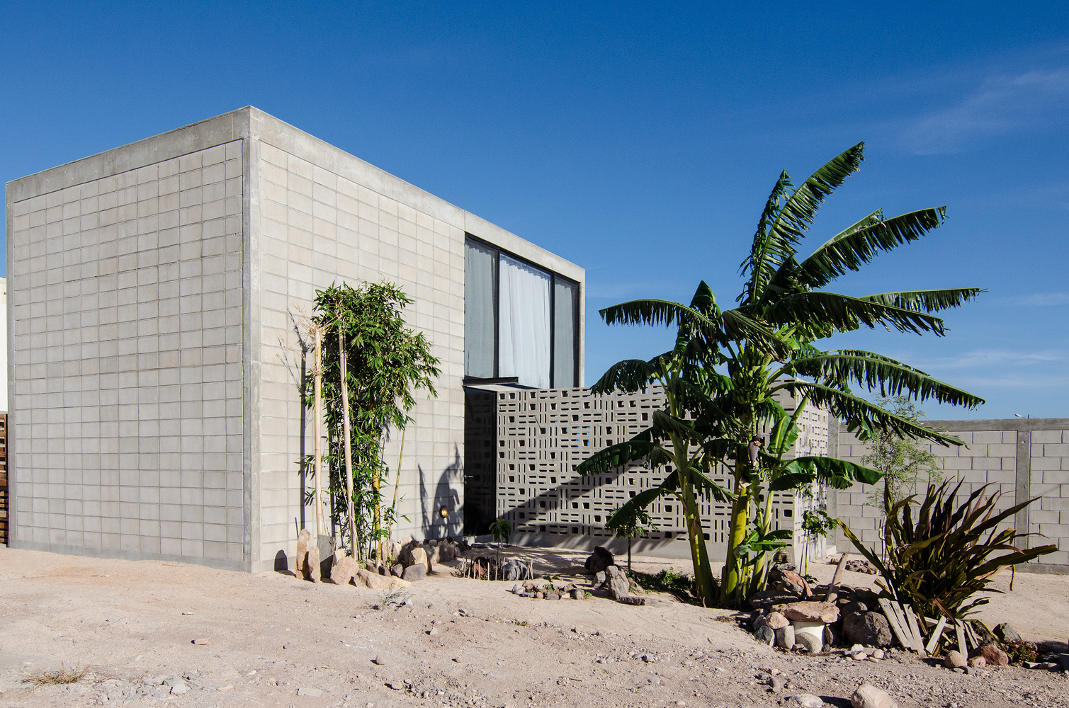 Uncles House  Paola Ruffo Ruffo – Montserrat Perpuli Hallal Arquitectas-43