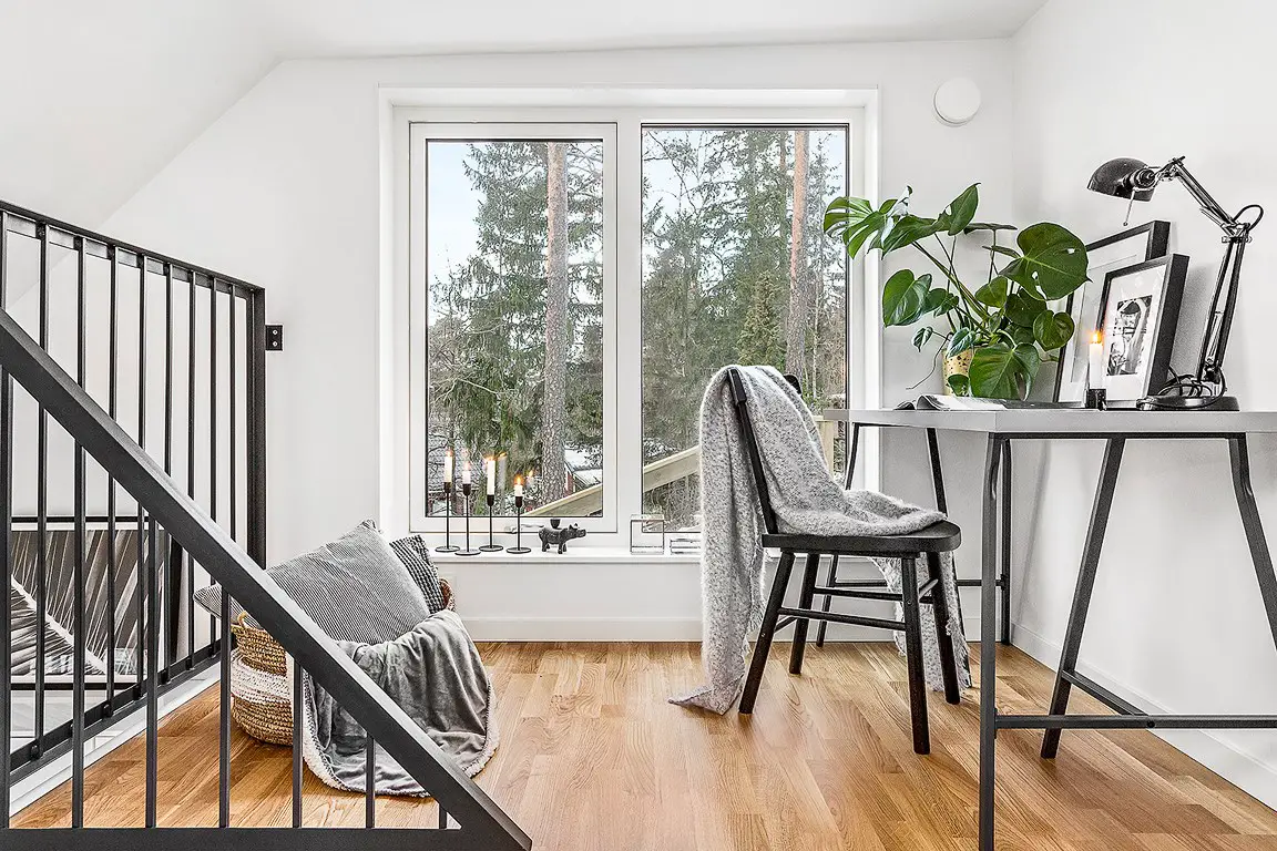 Stockholm 湖边迷你树屋-7