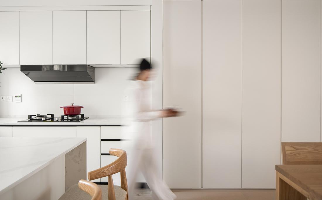 刘姥姥的家 · 极简压力真空地带的温馨设计-31