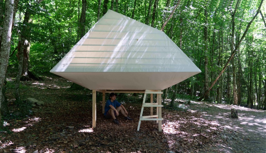 冥想小屋·A“light”paper cage丨法国丨无意义建筑-46