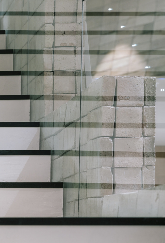 马德里商业中心陈列空间 | 多重功能与自然光照的融合-37