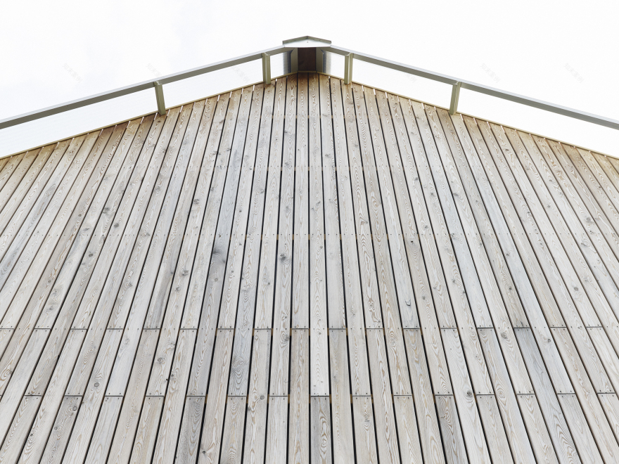 绿意盎然的家庭温室别墅-23