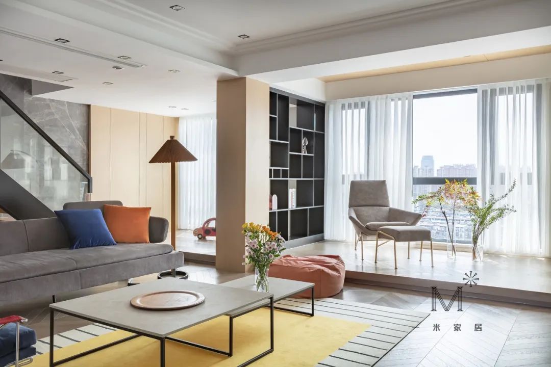 300 平顶层复式，现代北欧风格家居设计-9