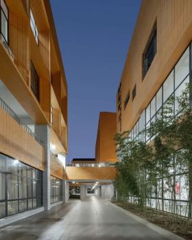 济南章丘北大新世纪实验学校丨中国济南丨山东建筑大学建筑城规学院象外营造工作室