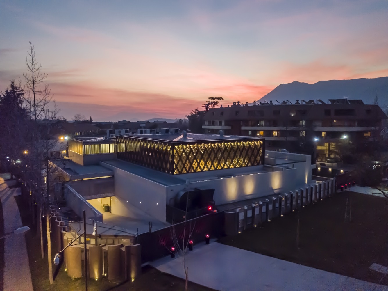 智利 NBI 社区犹太教堂与社区中心·现代宗教建筑的融合-42