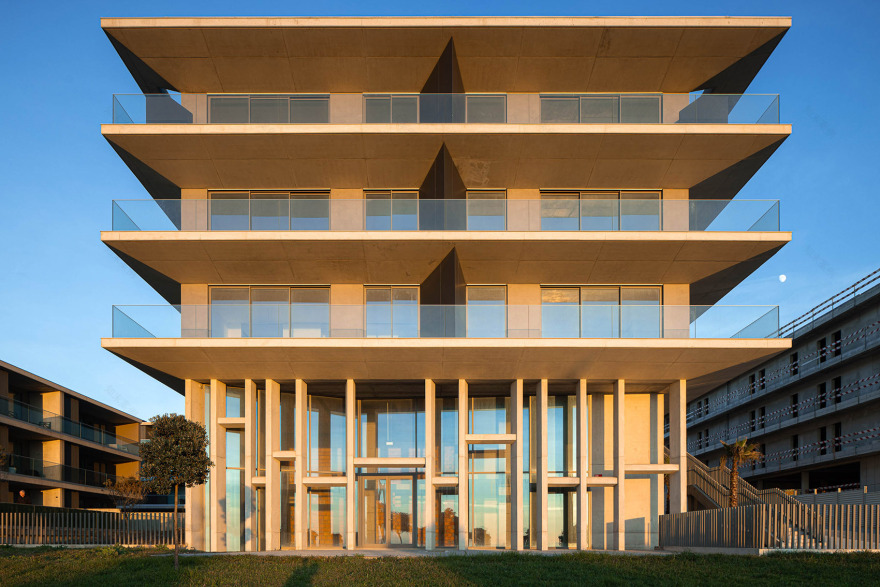 海边公寓丨葡萄牙-200