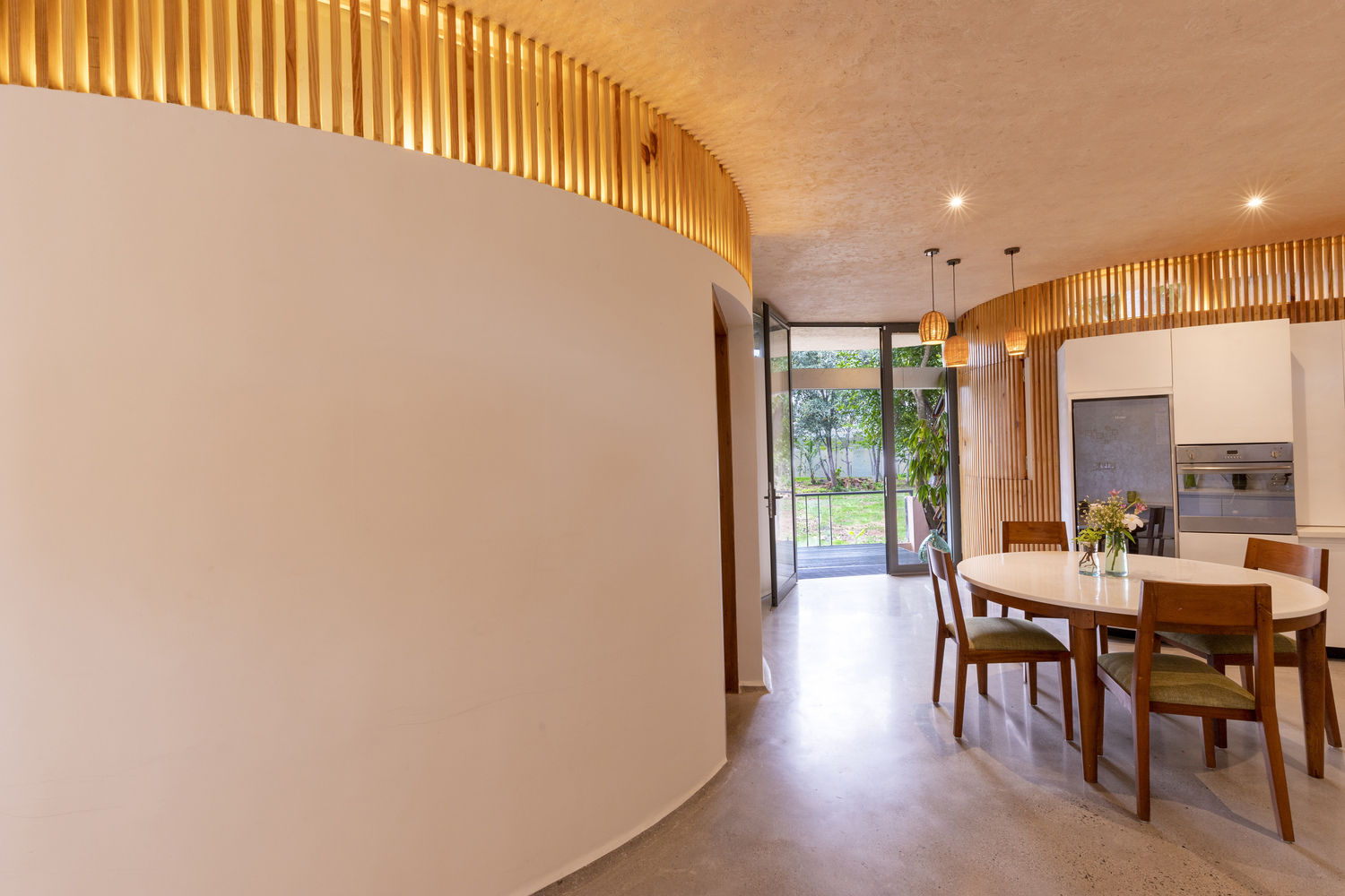 印度科拉姆湖畔的“差异化”可持续住宅设计-37