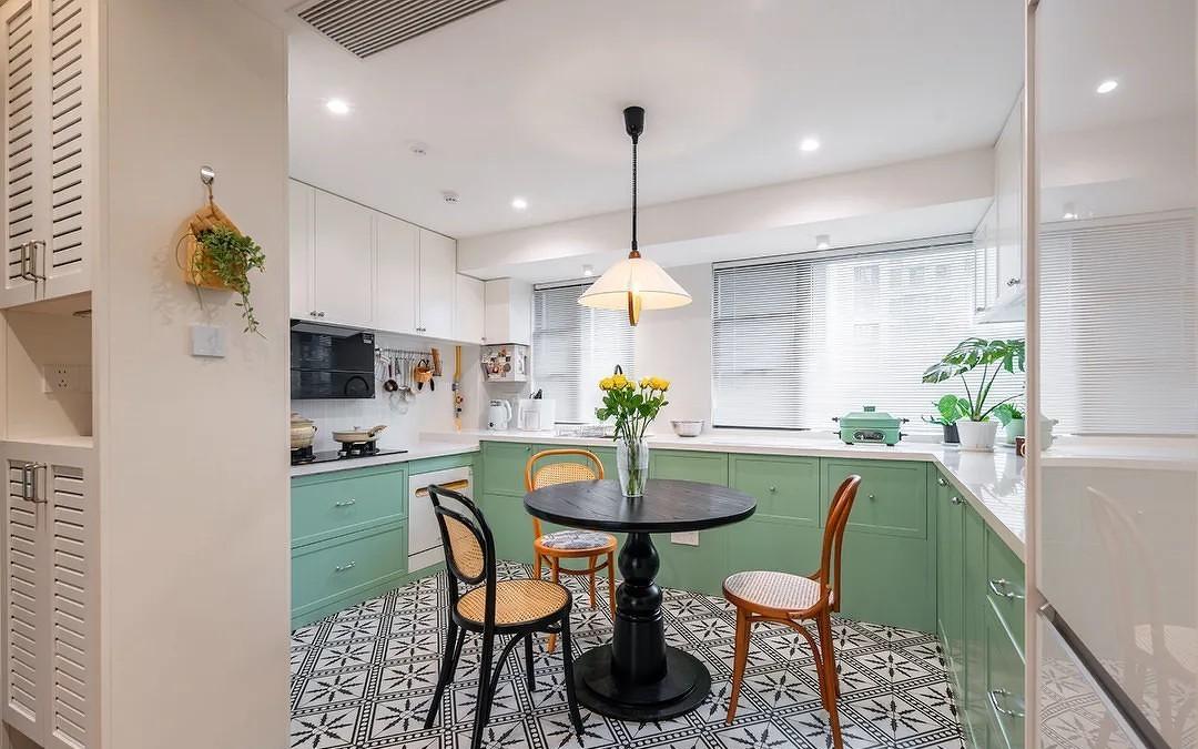 南洋复古，客餐厨一体+隐形晾晒，整洁翻倍-42