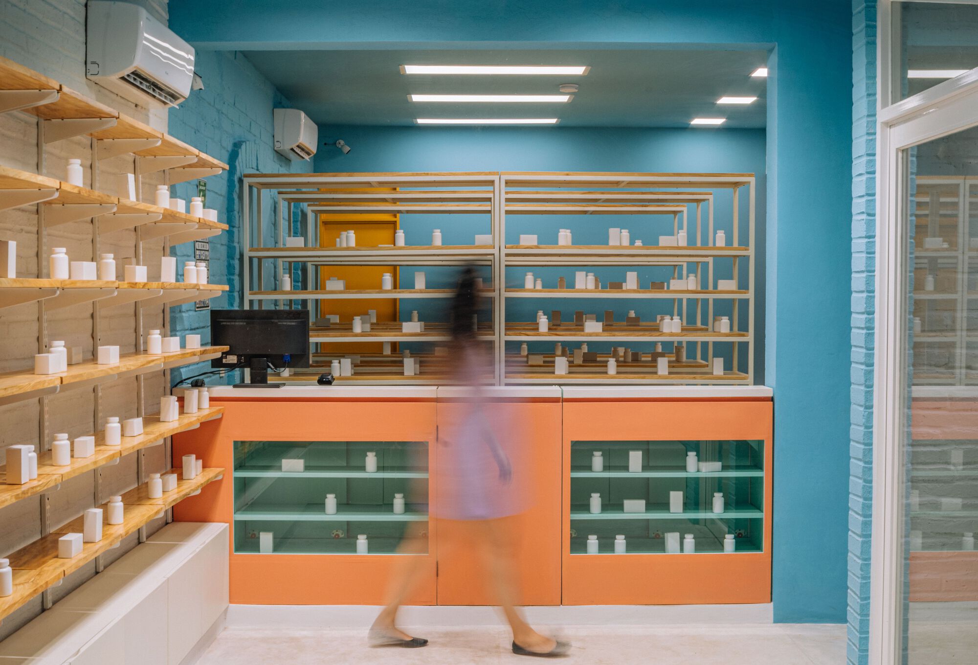 Del Río Pharmacy 药店丨墨西哥巴亚尔塔港丨güey studio-17