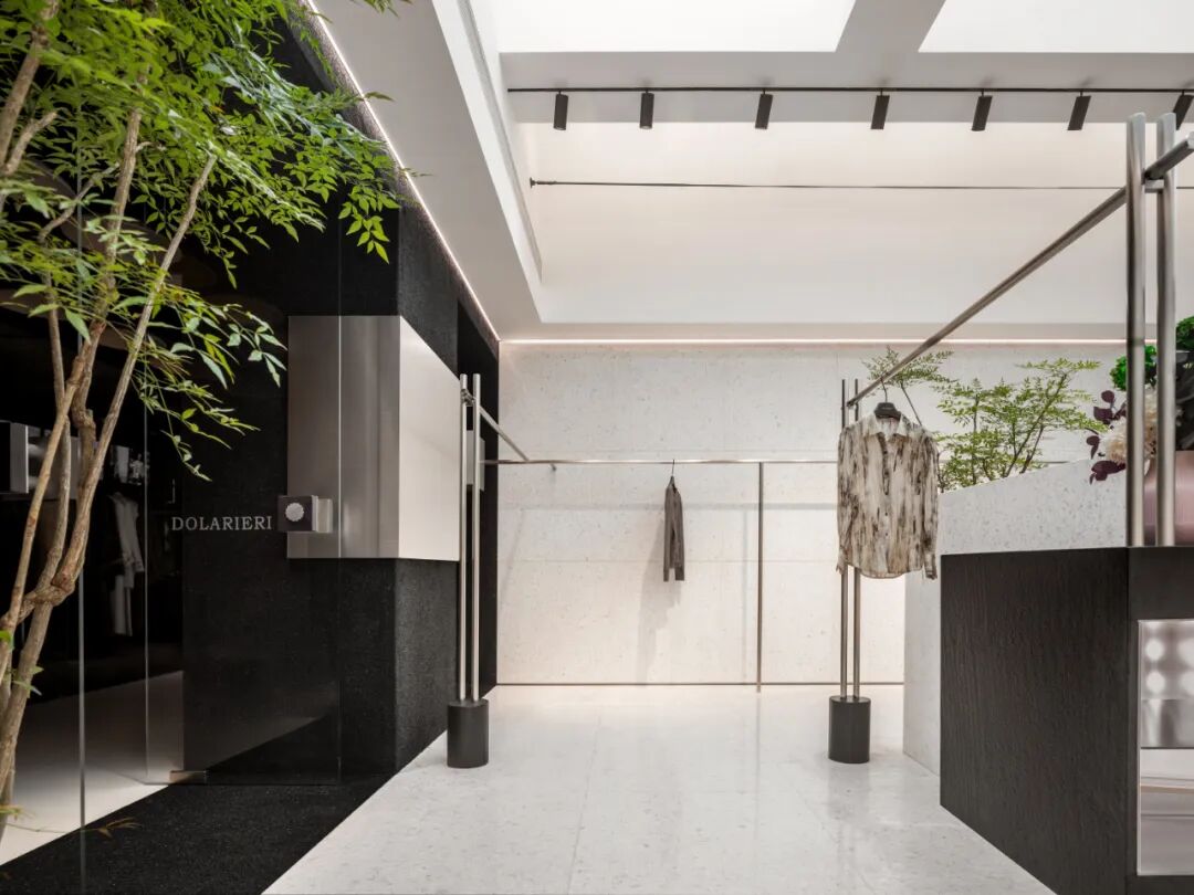 时空的几何叙事｜DOLARIERIRetailStore-23