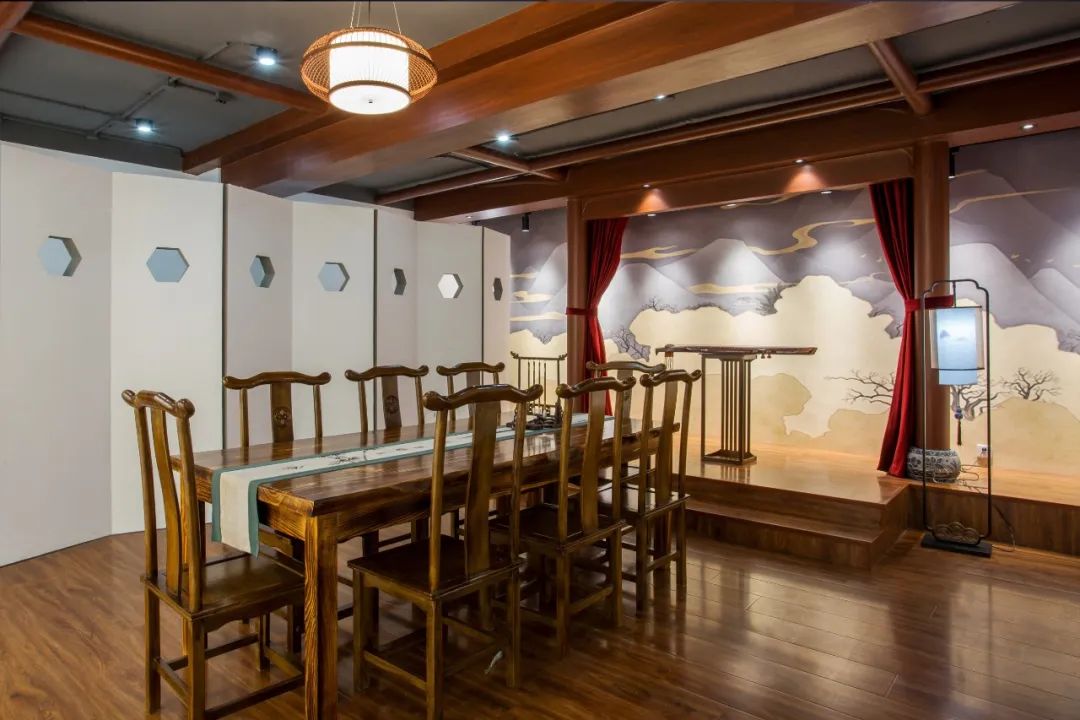 穿越时空的赛博朋克剧本杀馆·连云港 ERROR·404丨中国连云港丨点度空间设计-47