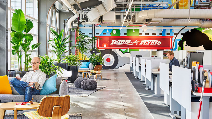 Radio Flyer 总部室内设计展-5