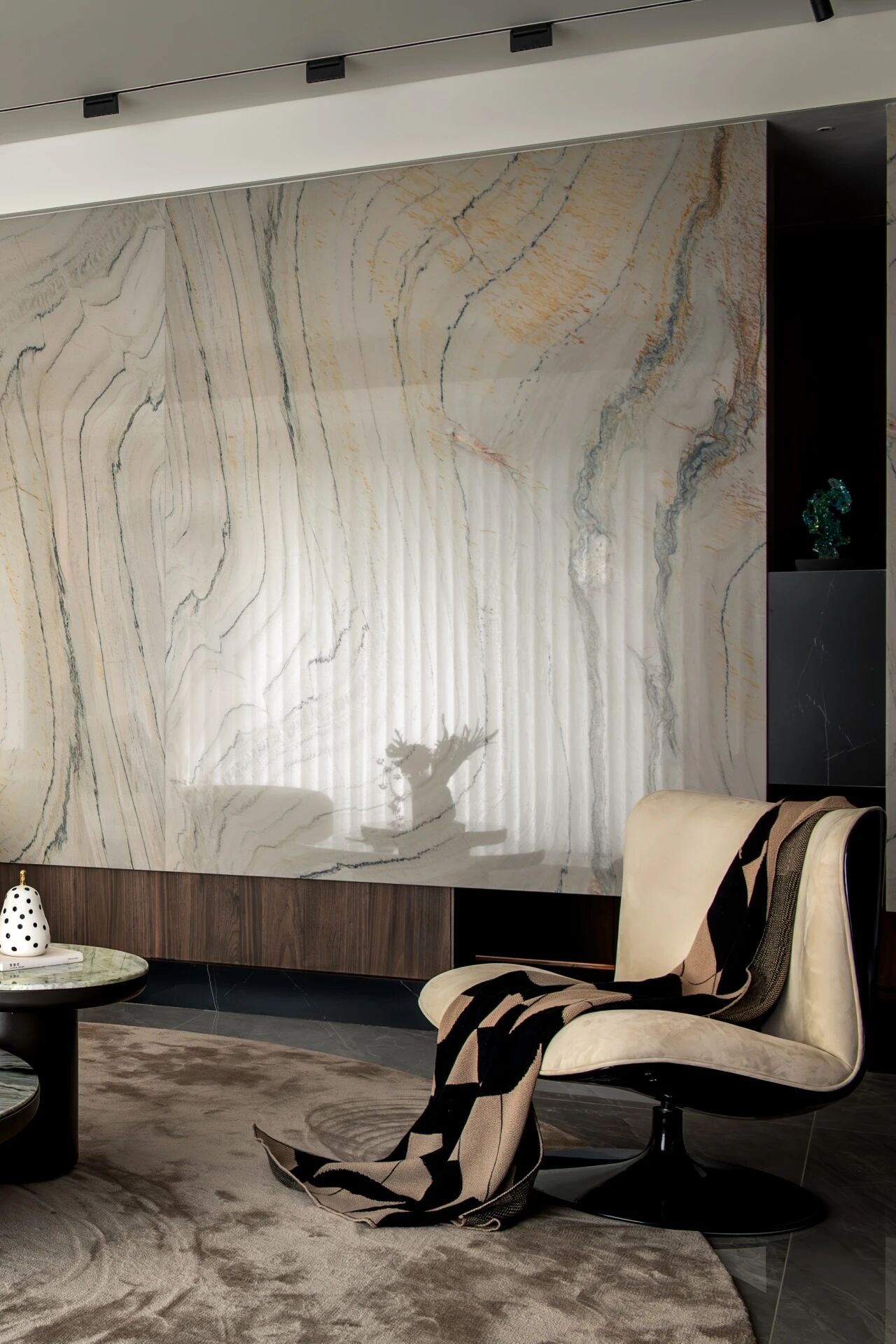 首发 X 熊翔飞 X 静奢白境 家的自然叙事:向光处,有风来_20260110-39