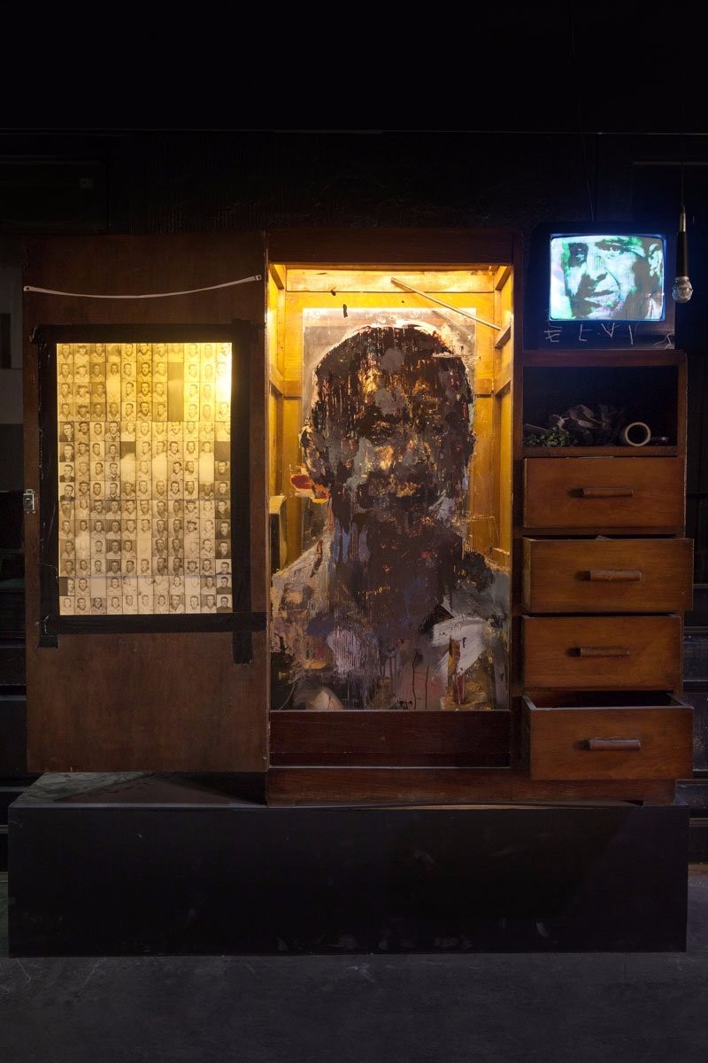 Gonzalo Borondo的沉浸式展览:不朽的街头艺术-29