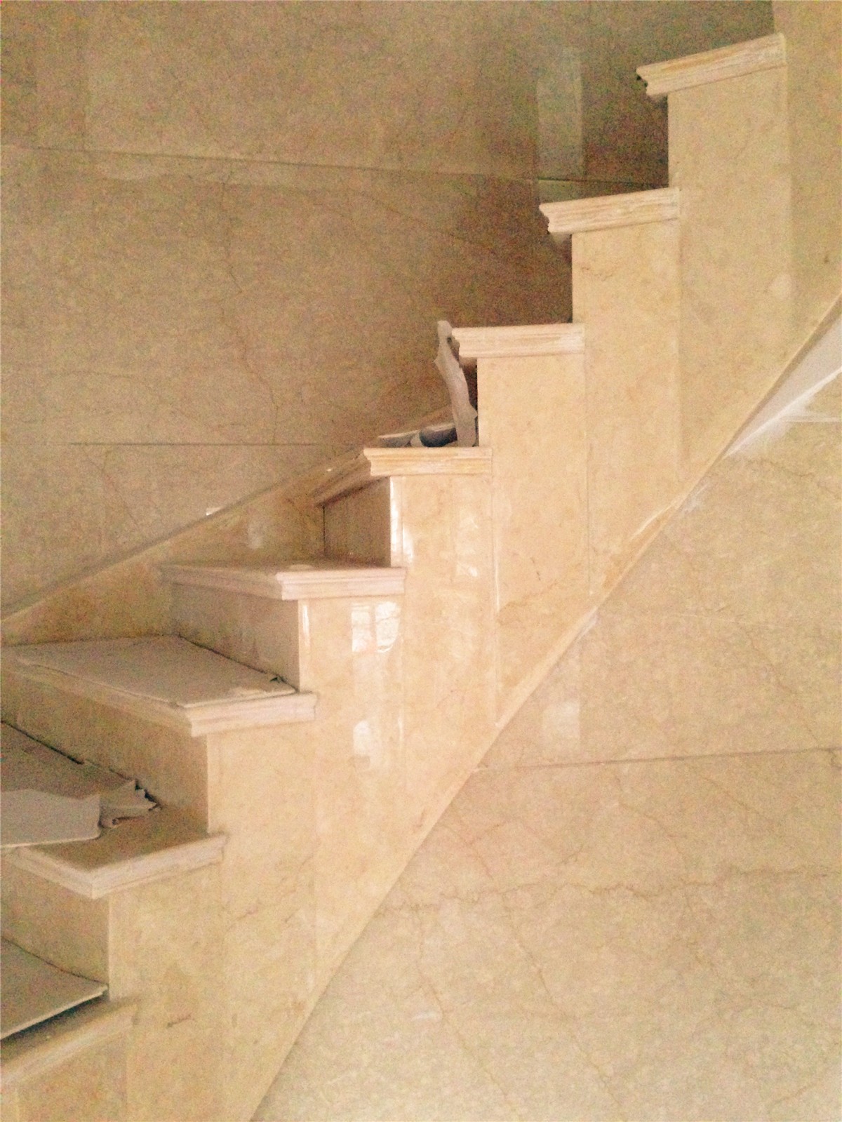 欧式紫金豪宅，演绎意大利米黄的华美乐章-3