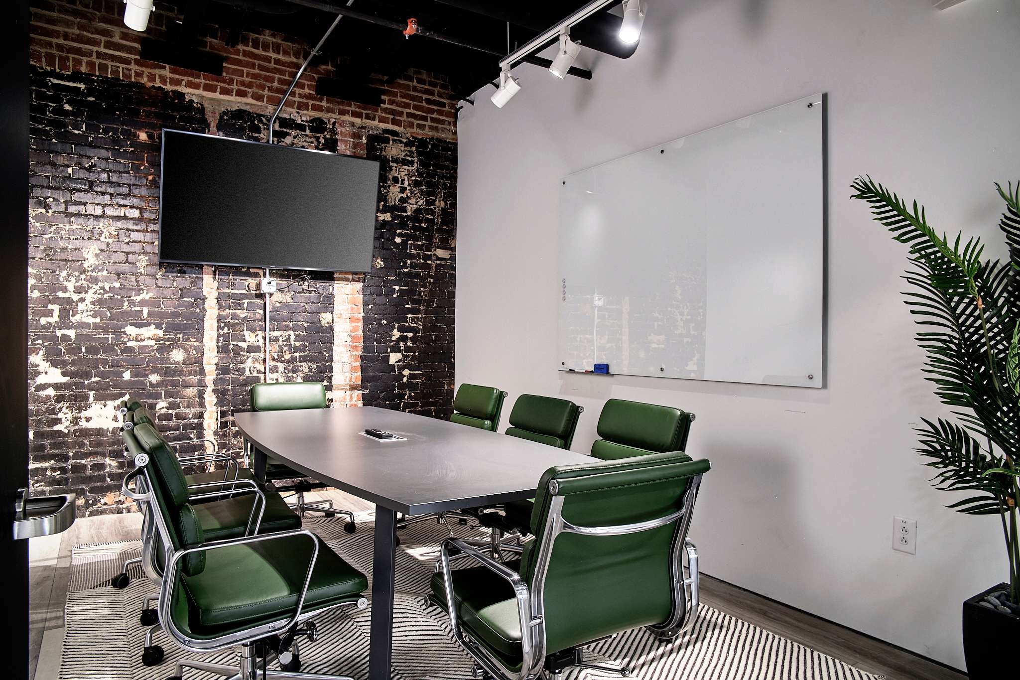 LOCALE 321   Picture gallery_files Maya Sheinberger-16