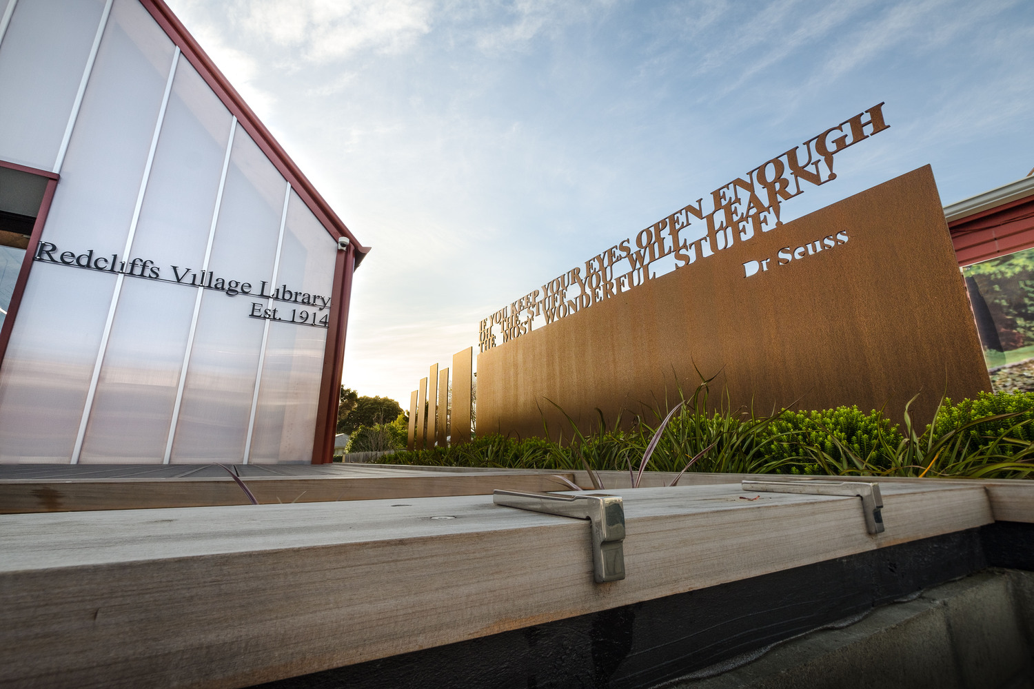 Redcliffs 图书馆设计-27