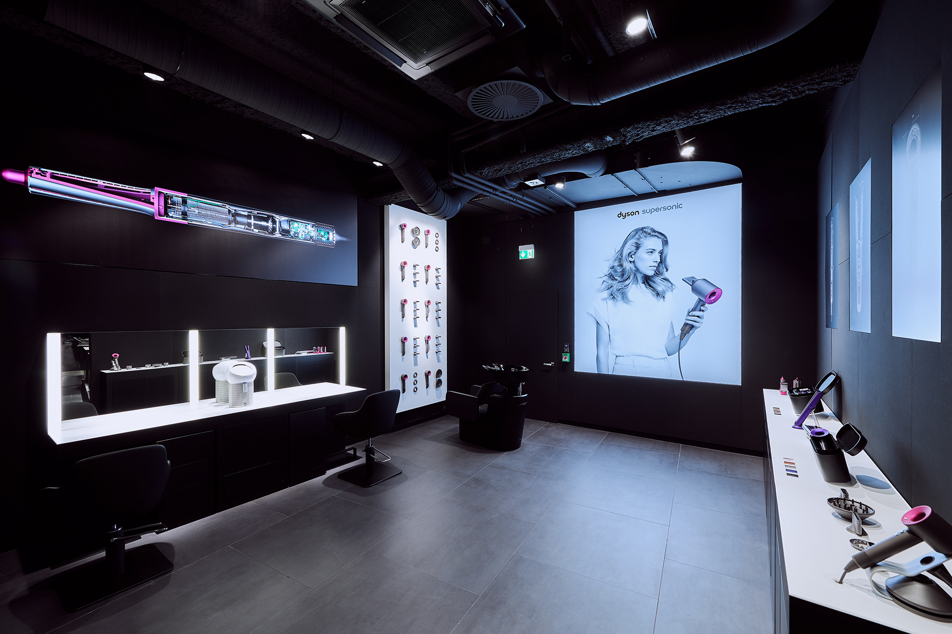Dyson Demo Hamburg 吹风机店铺-7