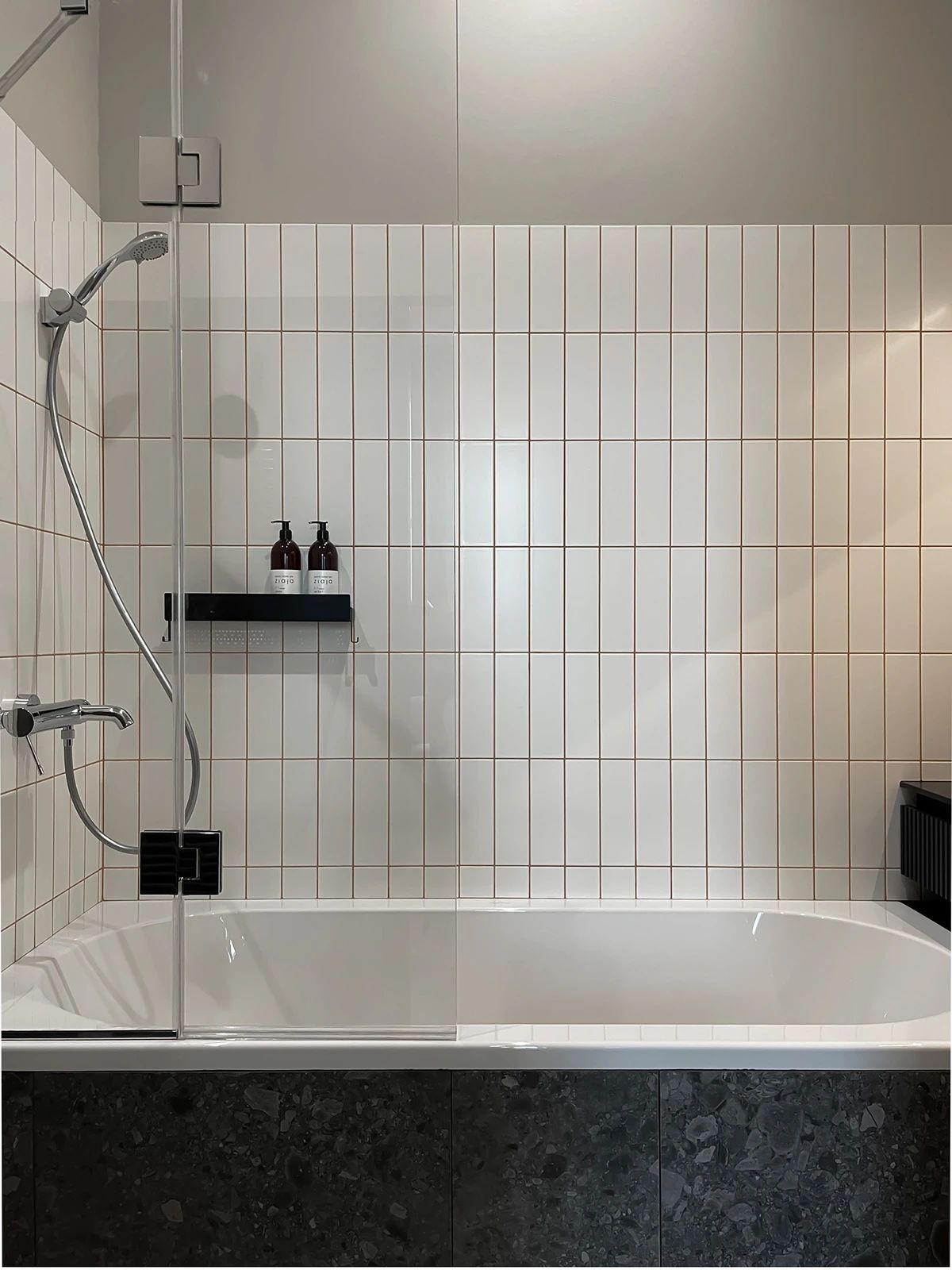 红绿撞色两室一厅丨Oleksandra Teslia-50