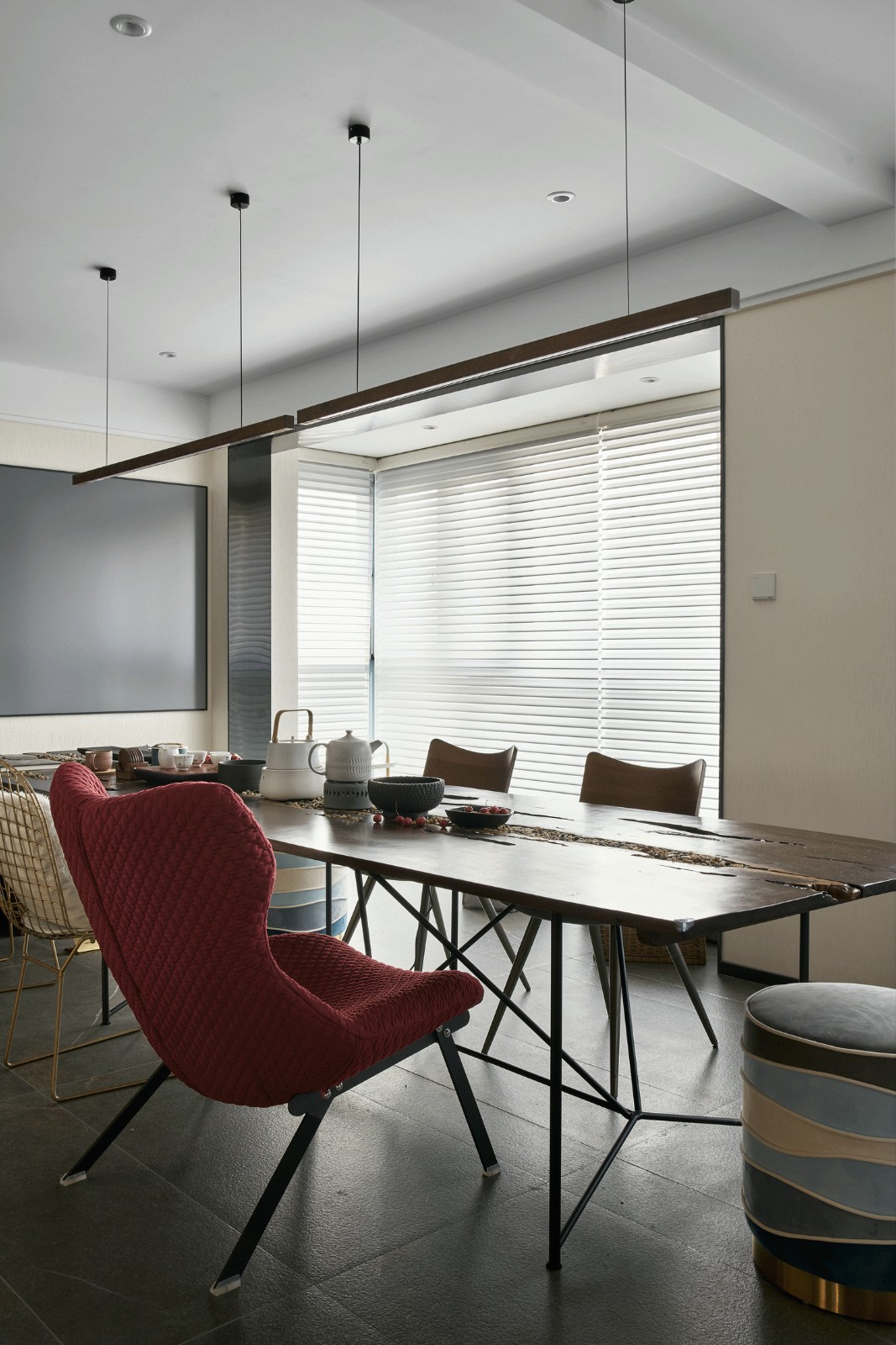 开放式空间设计 | 兼顾功能与情感的现代家居-14