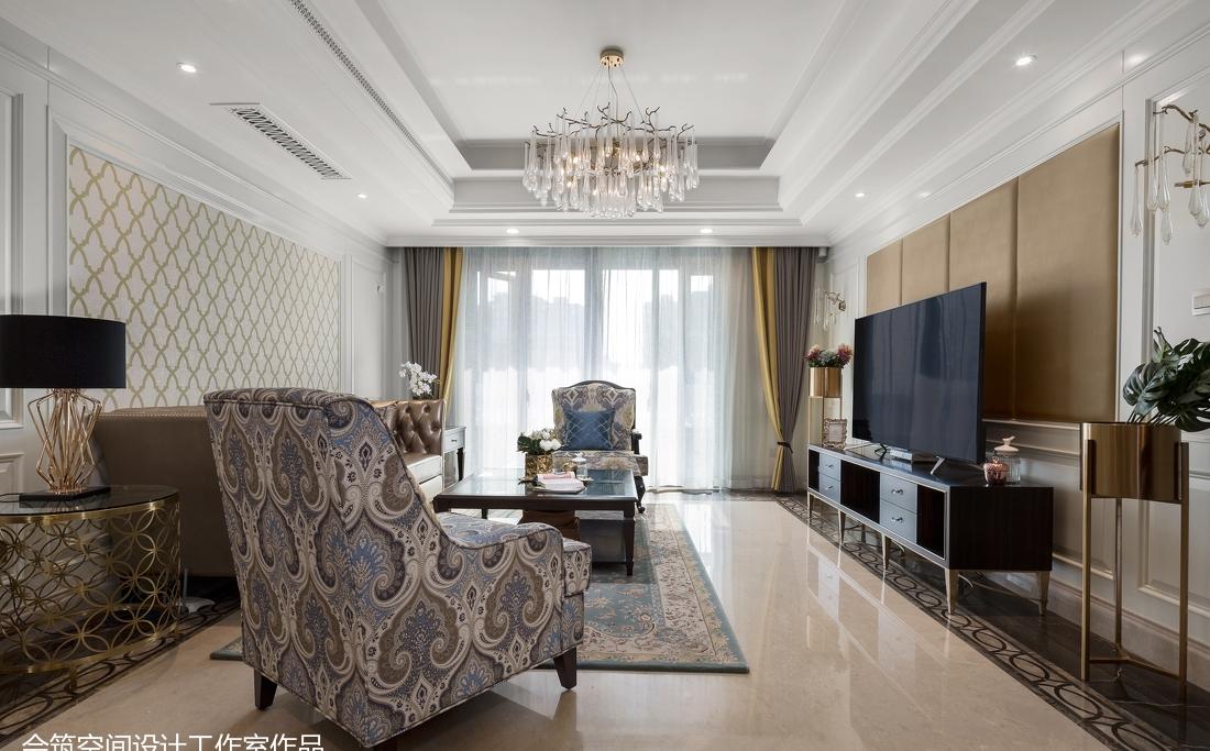 轻奢生活空间,金属质感与色彩的完美融合-6