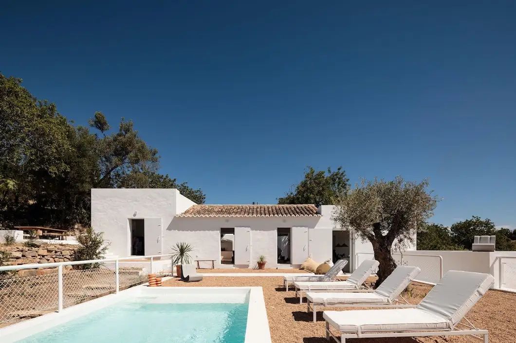 极简白色系民宿 Casa Quatro丨葡萄牙丨The Addresses-62