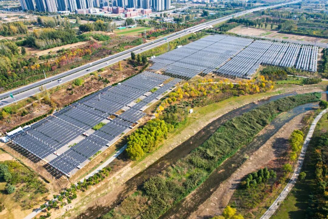 光伏+生态！中建一局承建的郑州航空港区梅河湿地光伏电站率先并网发电-22