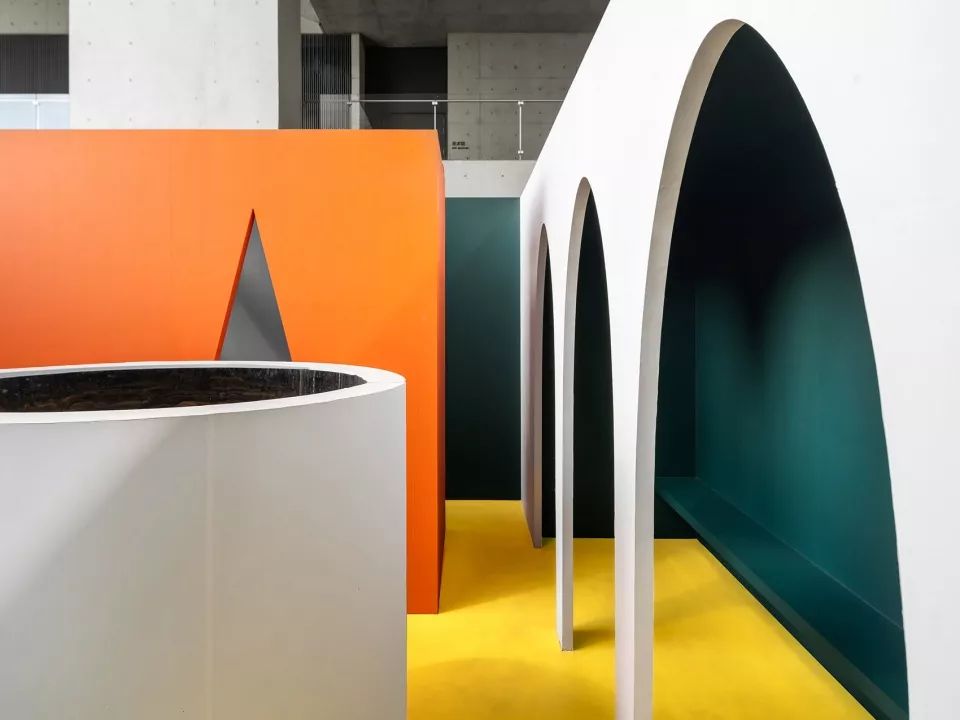 深圳“两个人的欲望都市”微型城市装置-32