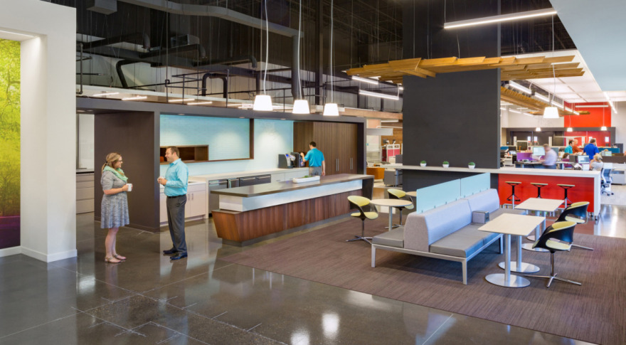 工业仓库中的办公室奇迹-11