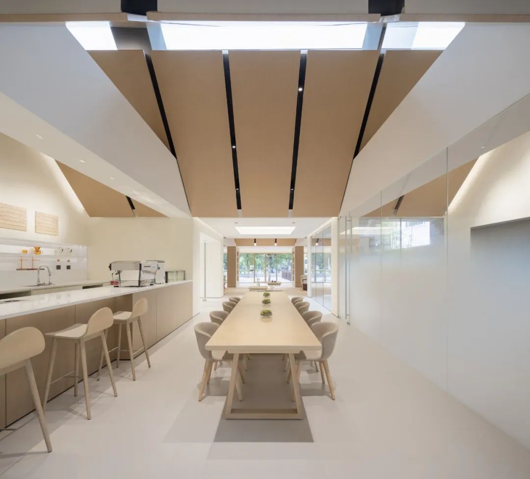 济南蔚来中心丨中国济南丨LUKSTUDIO芝作室-83