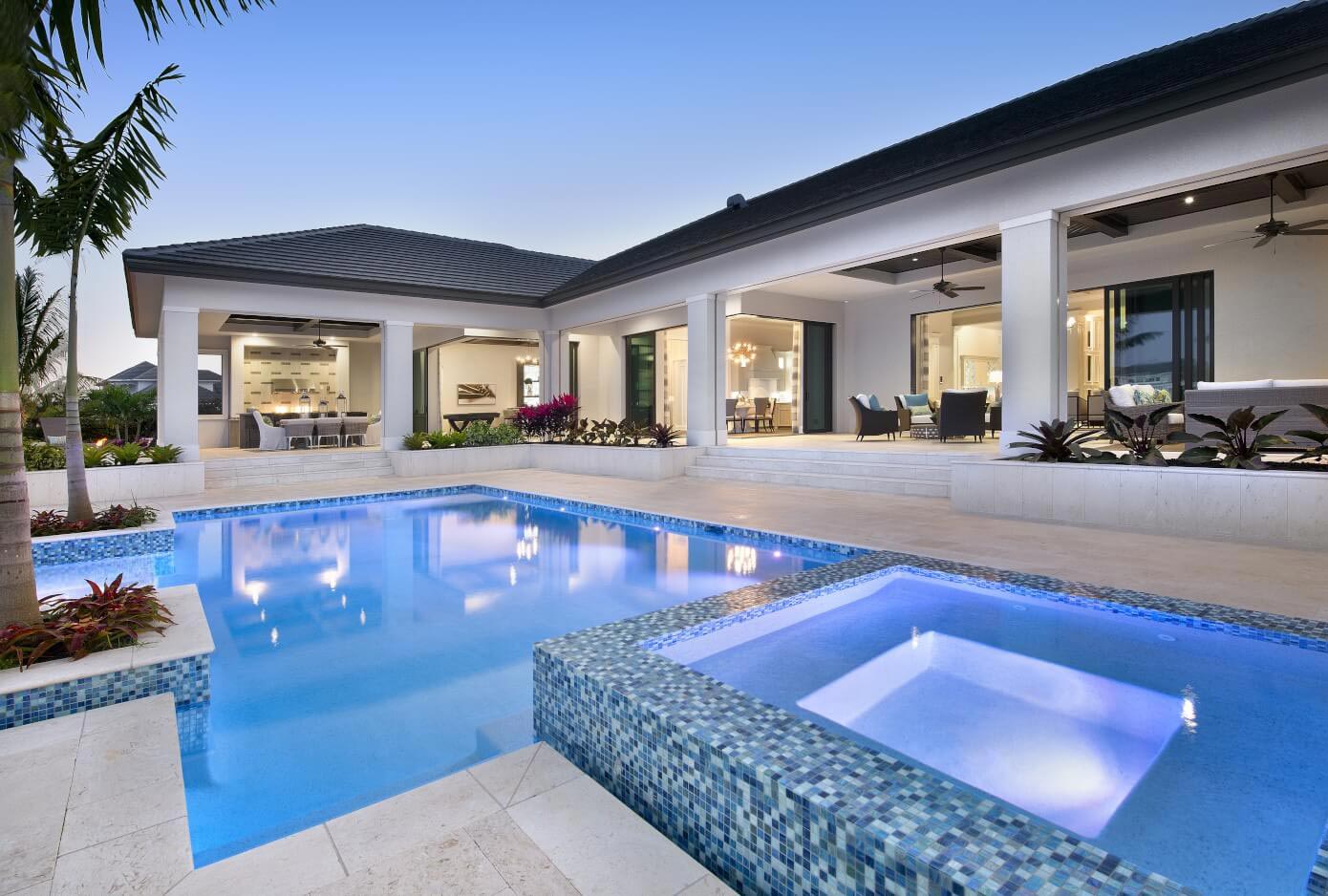 佛罗里达湖景智能豪宅，体验度假胜地般的宁静与隐私-27