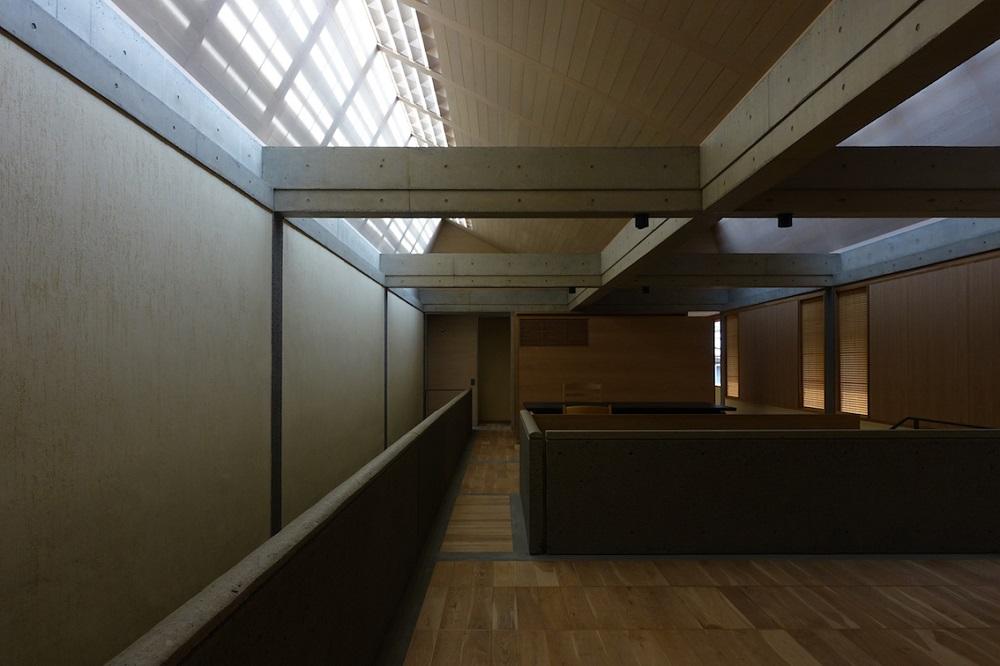 小石川“蝴蝶”屋顶住宅丨日本丨手嵨保建筑事务所-22