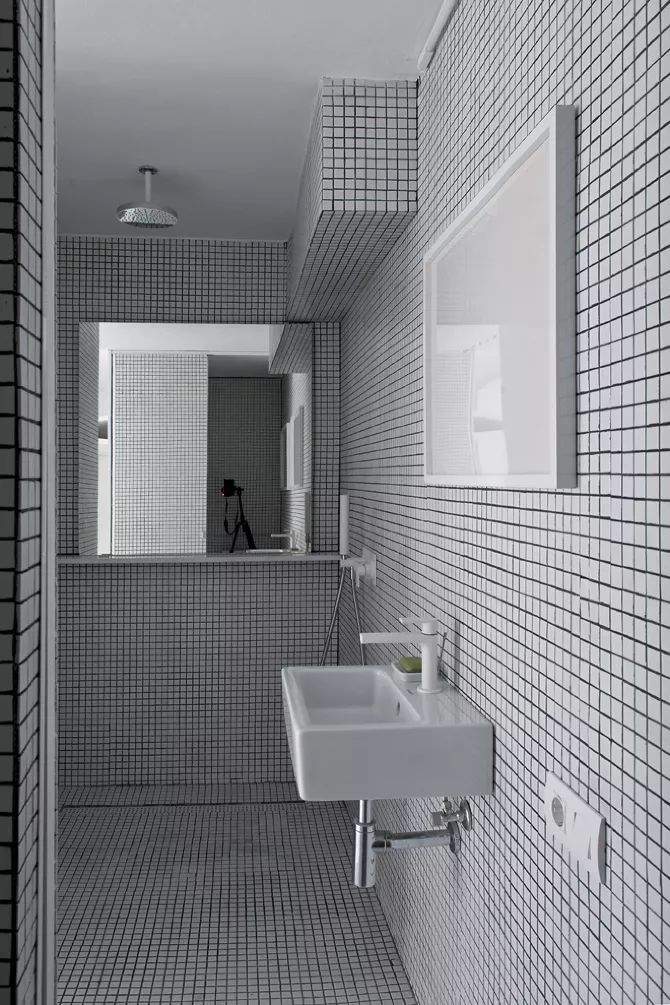 36㎡的纯白色极简小宅设计-41