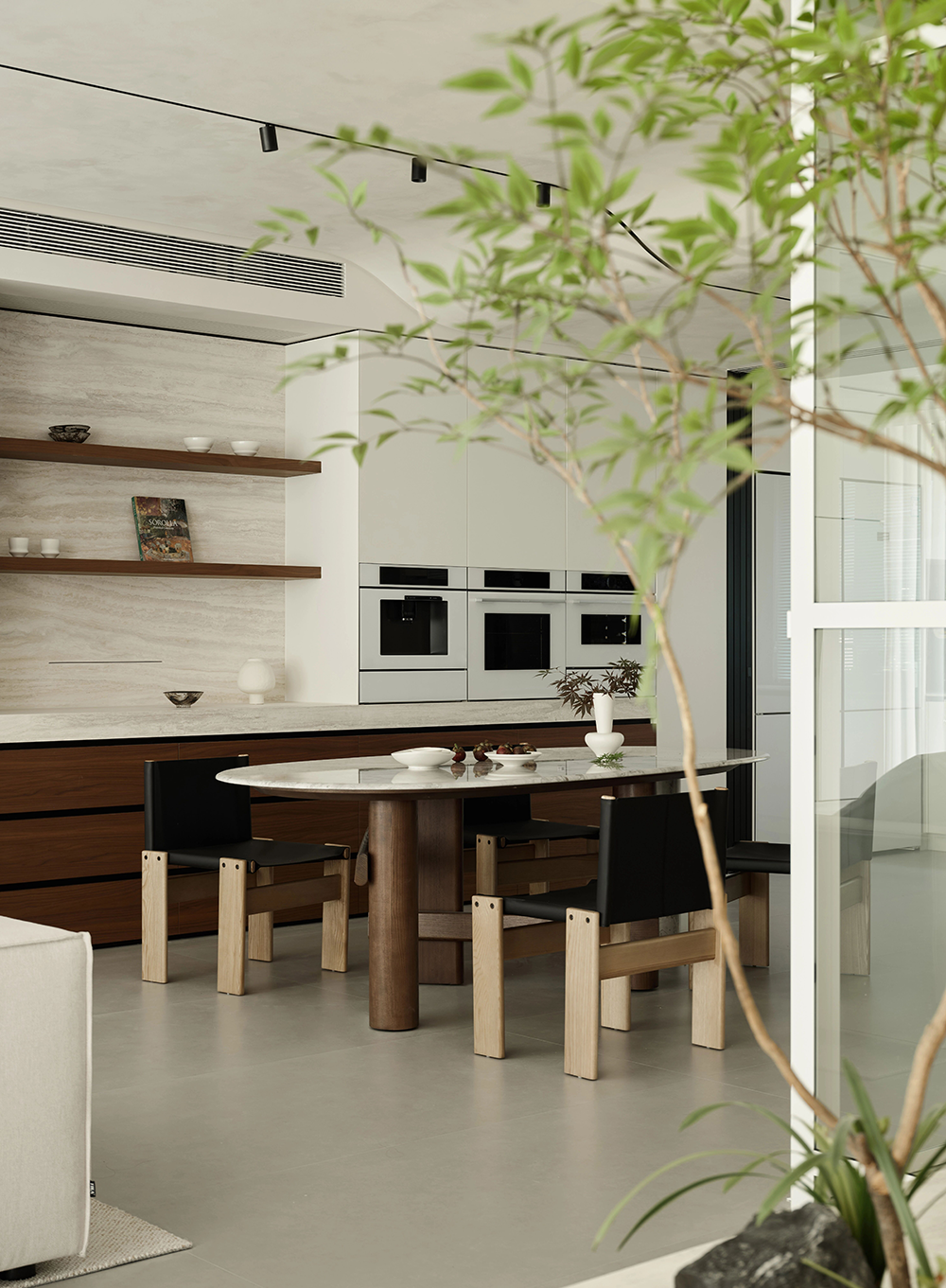 私宅丨400㎡诗意别墅：纯净如简，自然而然_20251021-32