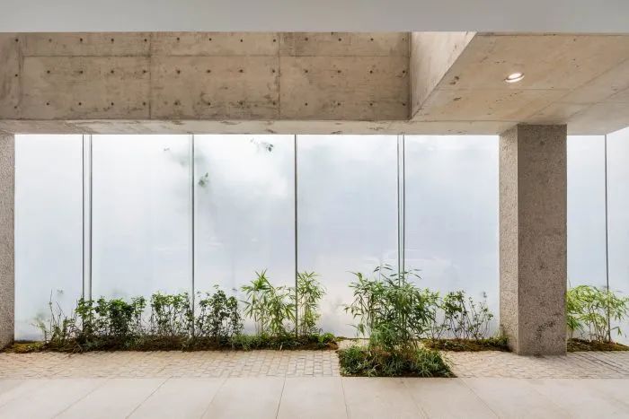 韩国时尚品牌办公大楼丨FHHH FRIENDS-5