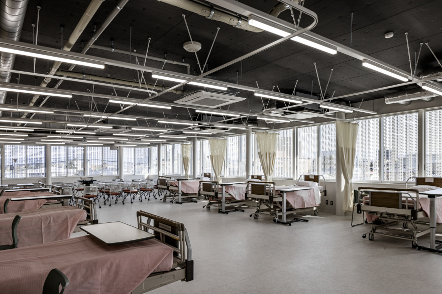 鹤冈市庄内护士学校丨日本丨MIKAMI Architects-24